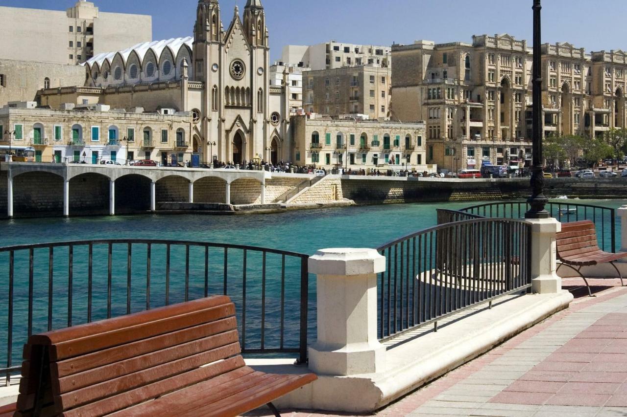 Cozy In An Amazing Location Apartment Sliema